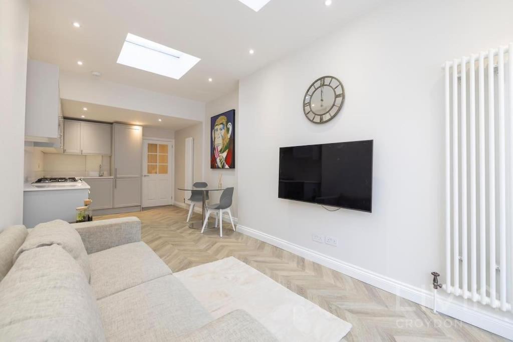 2 Bed Flat -Zone 1-4 London Daire Thornton Heath Dış mekan fotoğraf