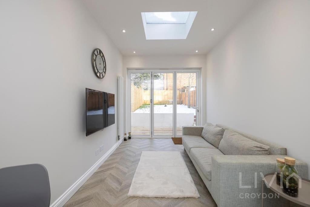2 Bed Flat -Zone 1-4 London Daire Thornton Heath Dış mekan fotoğraf