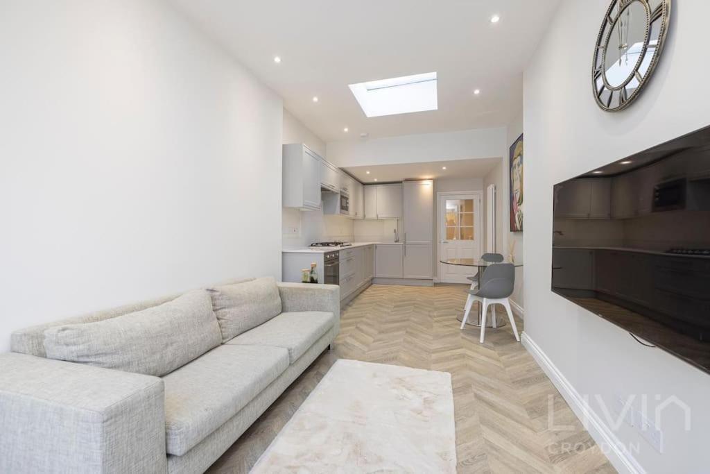 2 Bed Flat -Zone 1-4 London Daire Thornton Heath Dış mekan fotoğraf